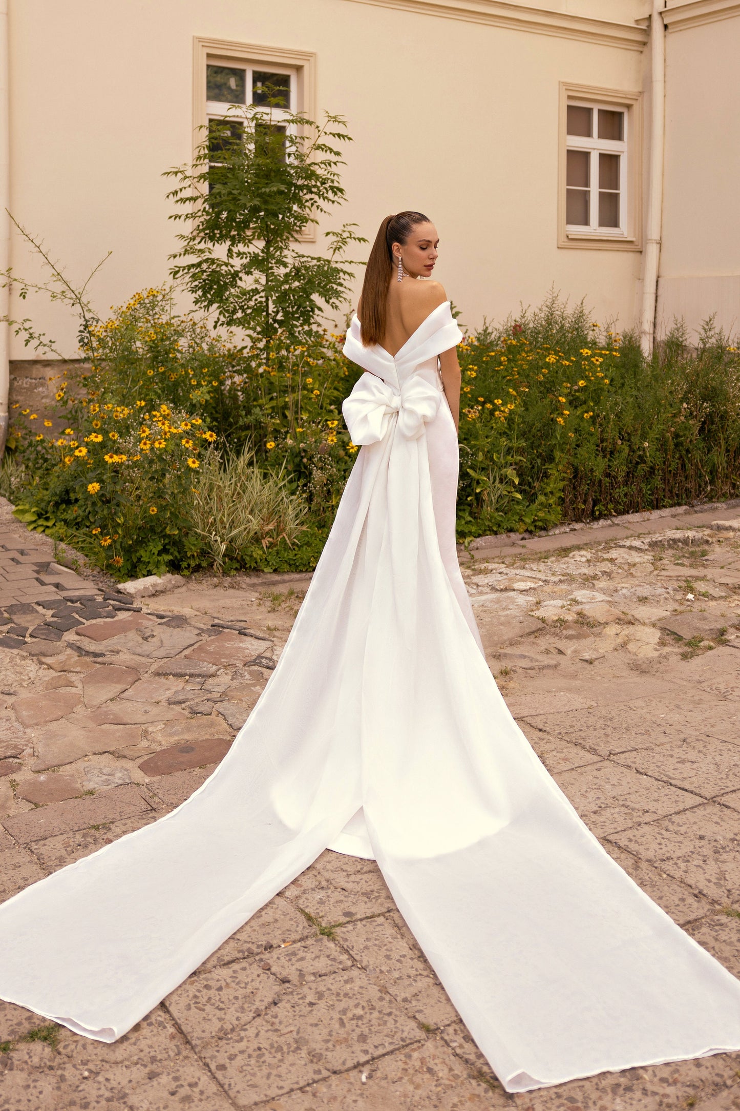 Wedding Ceremony Dress - Modest Wedding Gown with long train