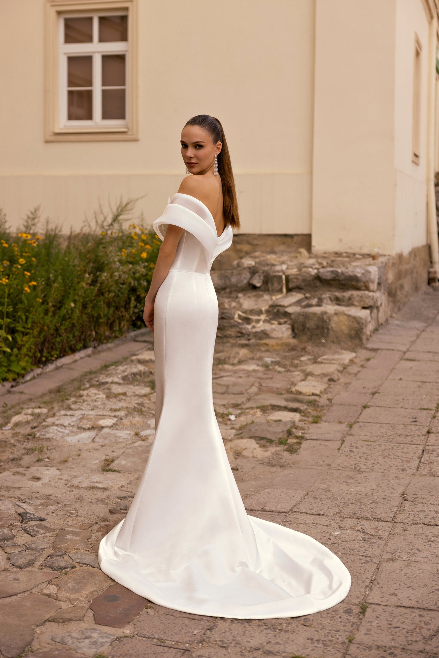 Wedding Ceremony Dress - Modest Wedding Gown with long train