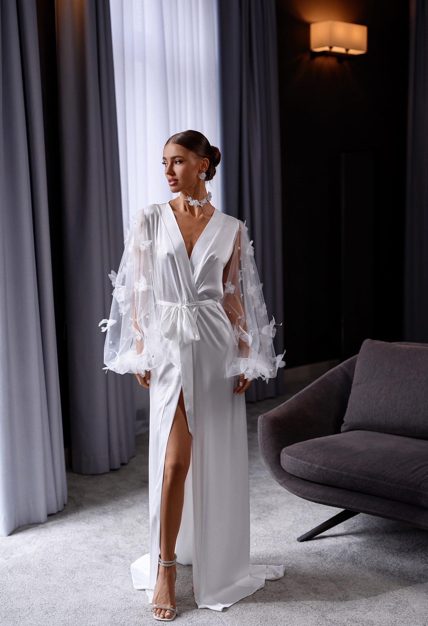 Elegant Butterfly Wedding Robe – Perfect for a Magical Bridal Morning