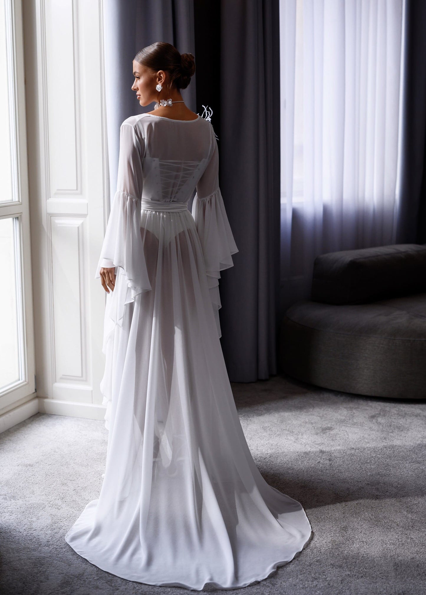 Delicate Chiffon Bridal Robe – Soft and Romantic